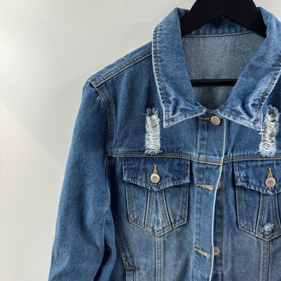 Brandless Large Medium Wash Distressed Denim Jacket - Picture 2 of 8